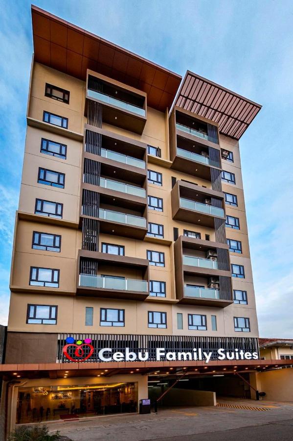 Cebu Family Suites Powered By Cocotel Exterior photo